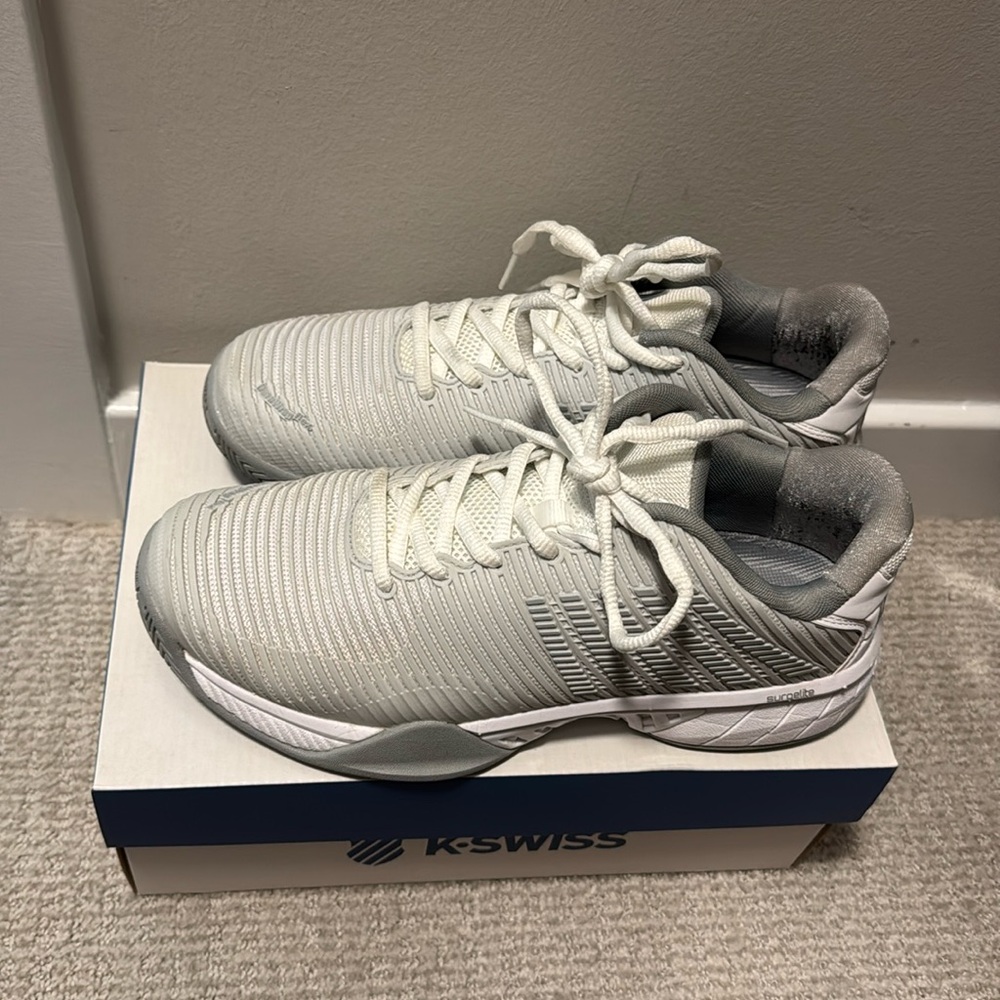 🔴 KSWISS HYPERCOURT EXPRESS 2 Women`s Size 10 Grey Tennis Shoes 96613-424-M